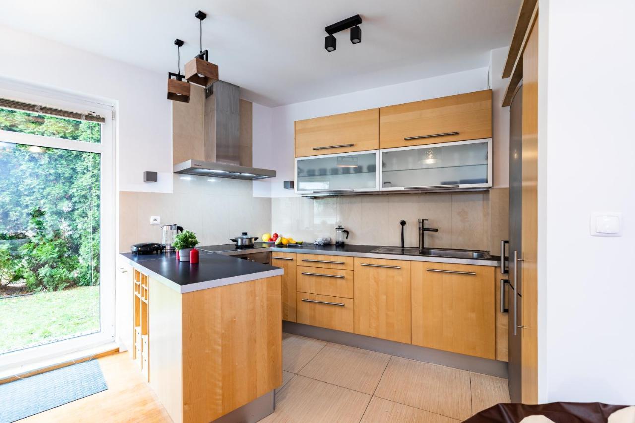 Apartamento Superapart Wilanowska 7, "Pet-Friendly With Elevator & Parking" Varsovia Exterior foto