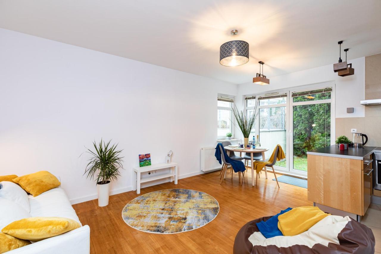 Apartamento Superapart Wilanowska 7, "Pet-Friendly With Elevator & Parking" Varsovia Exterior foto