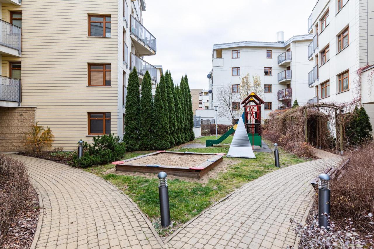 Apartamento Superapart Wilanowska 7, "Pet-Friendly With Elevator & Parking" Varsovia Exterior foto